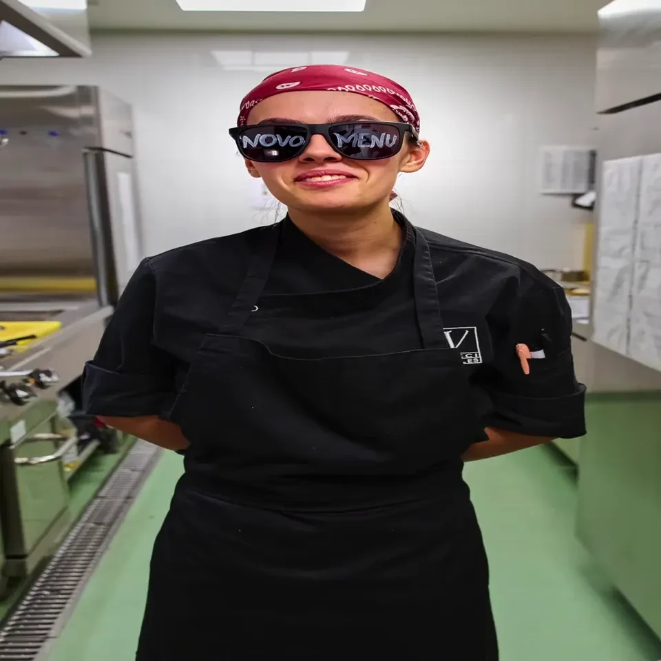 Fotograma del reel gastronómico de Vincci